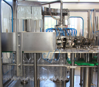 Carbonated Soft Drink Filling Machine