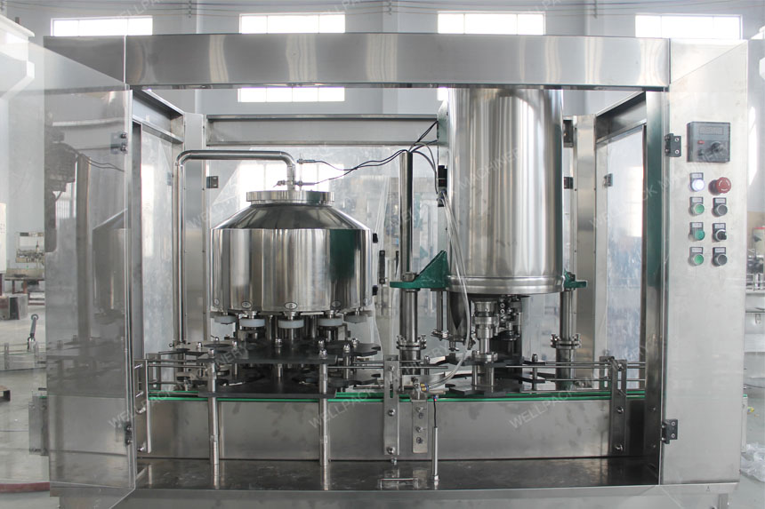 Beverage Canning Machine