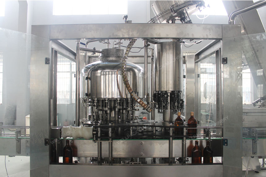 Liquor Bottling Machine