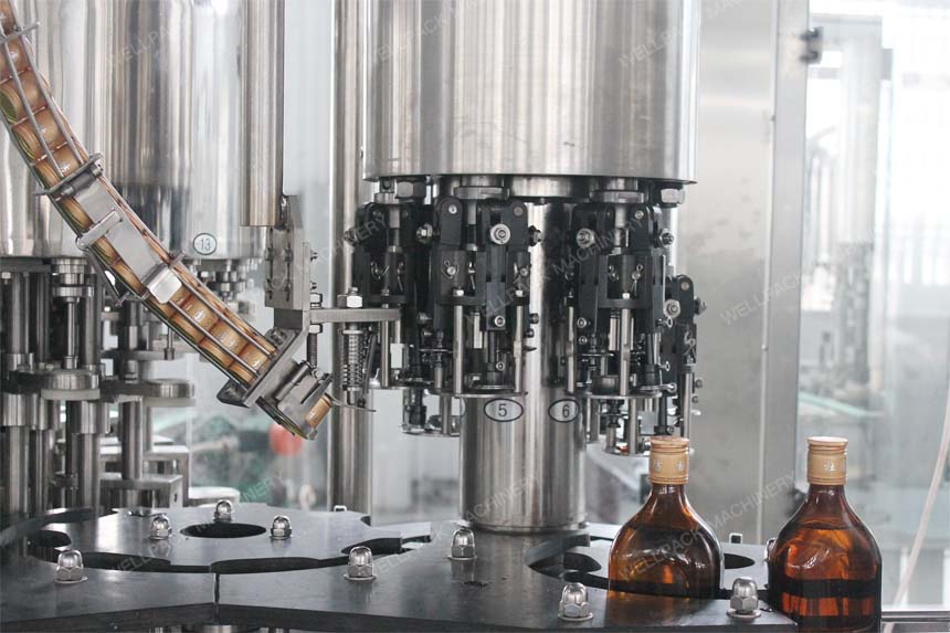 Liquor Bottling Machine