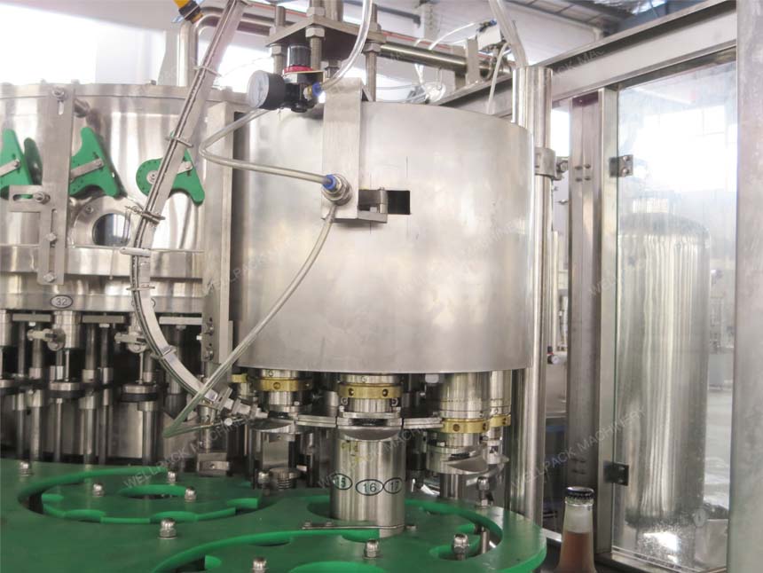 Soft Drink Filling Machine