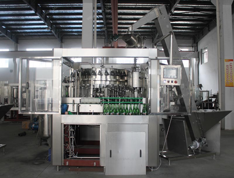 Carbonated Drink Filling Machine