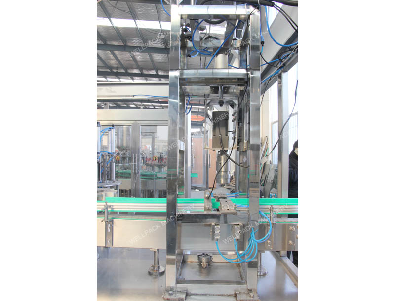 Small Scale Water Bottling Machine